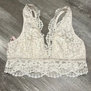 VS Body by Victoria’s Secret Bralette